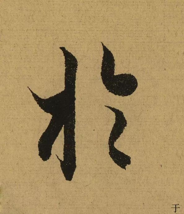 322