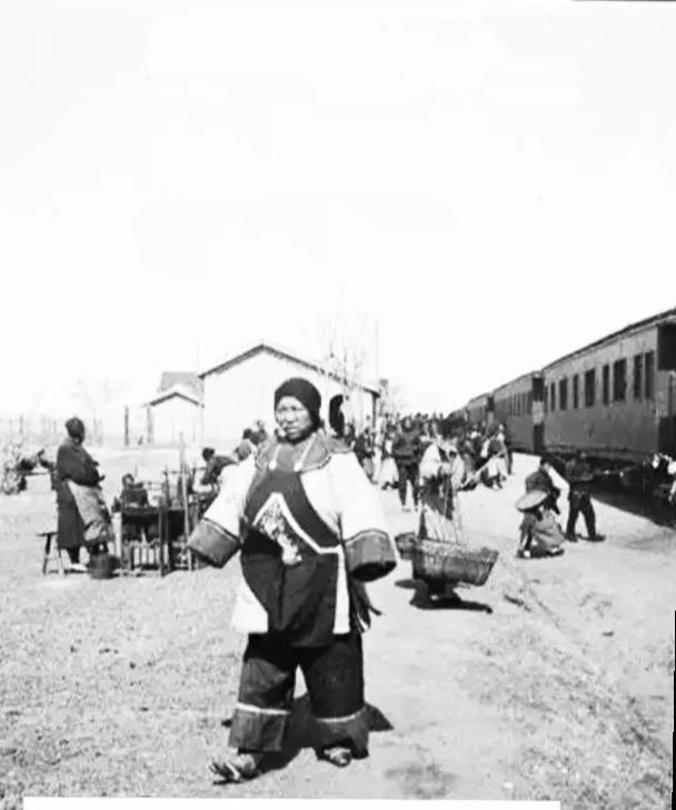 光绪二十七年火车站运行